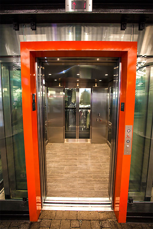 Commercial glass elevator manufacturer Roys Rise Luxury Elevator